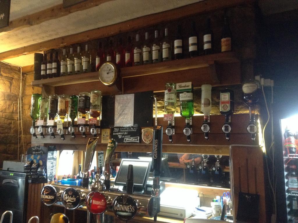 Manor House Hotel And Restaurant Haltwhistle Exterior foto